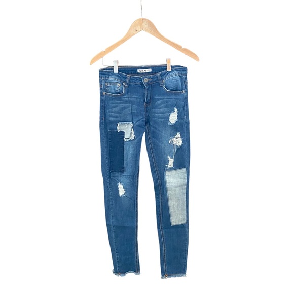 JC & JQ Women's Distressed Block Denim Jeans - Size 5 - Picture 2 of 6